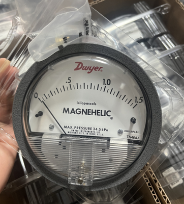 Dwyer MAGNEHELIC Differential Pressure Gauge 2300-1KPA,2300-2KPA,2300-2.5 KPA