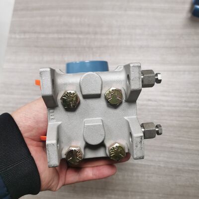 RosemountTM 3051 CoplanarTM Basınç Göndericisi 3051CD2A02A1JM6K5S5Q4 + + 0305RC32